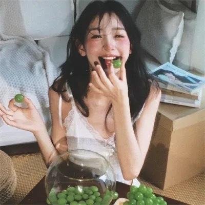 龙纹身的女鬼入镜